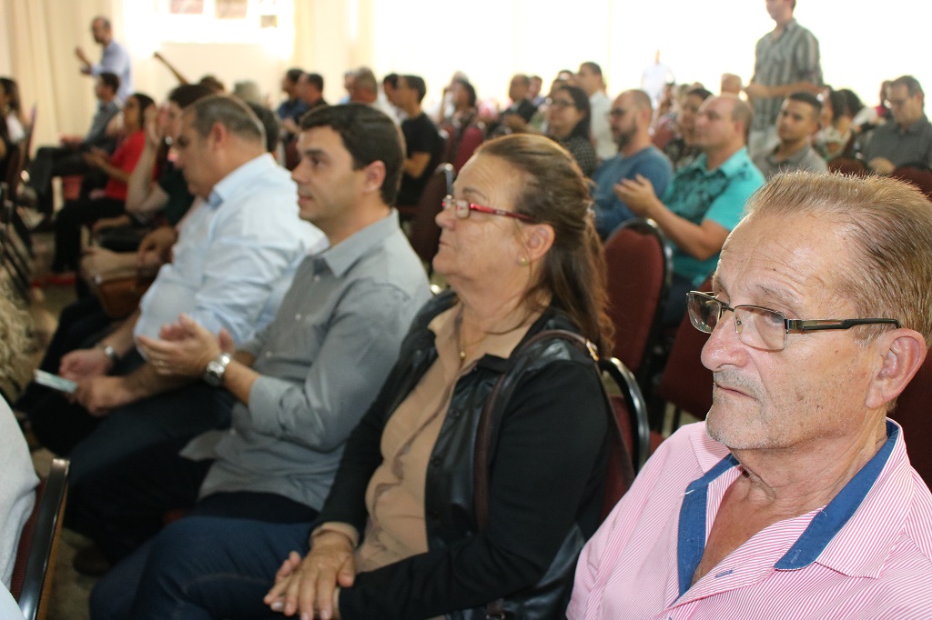 Os vereadores de Santa Teresa estiveram presentes. Fotos: Leonardo Meira/Câmara Municipal 