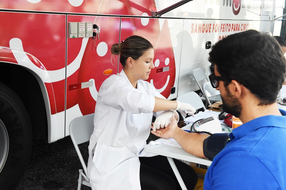 Ônibus do Hemoes estará dia 12 em Santa Teresa para doação de sangue