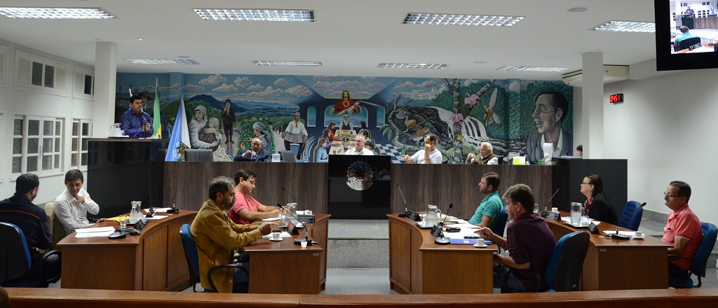 Pauta das Sessões Ordinária e Extraordinária desta terça-feira (22)