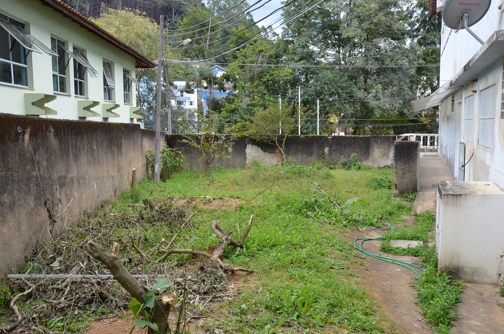 Horta comunitária será implementada em terreno entre Câmara e Policlínica